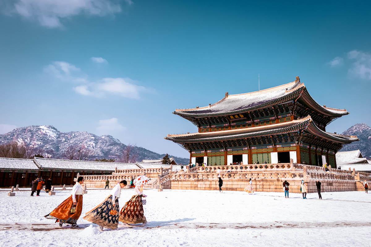 Gyeongbokgung-Palace-Winter