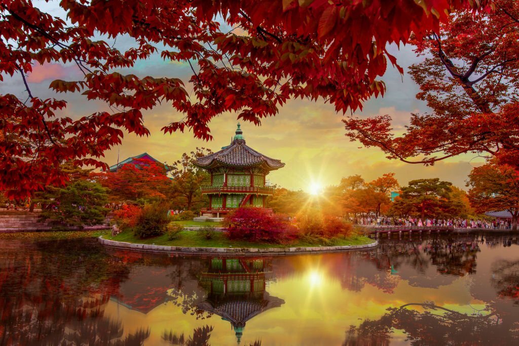 Korea-Autumn-Pavilion-Sunrise