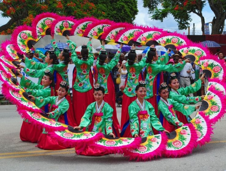 Korean Fan Dance Performers
