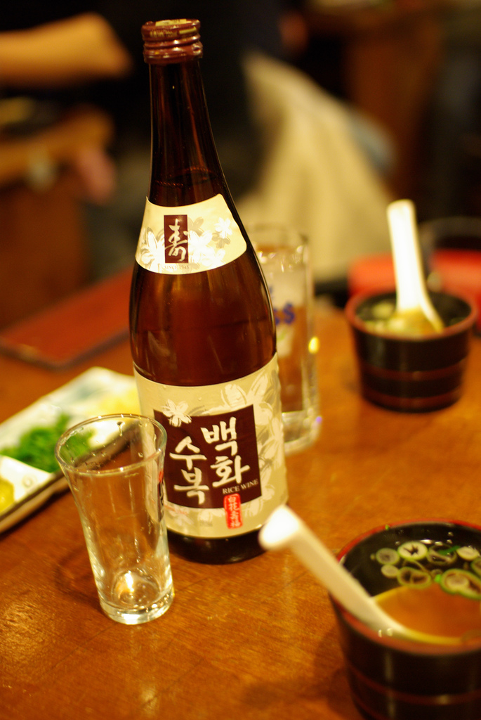 Korean rice wine Cheongju Baekhwasubok