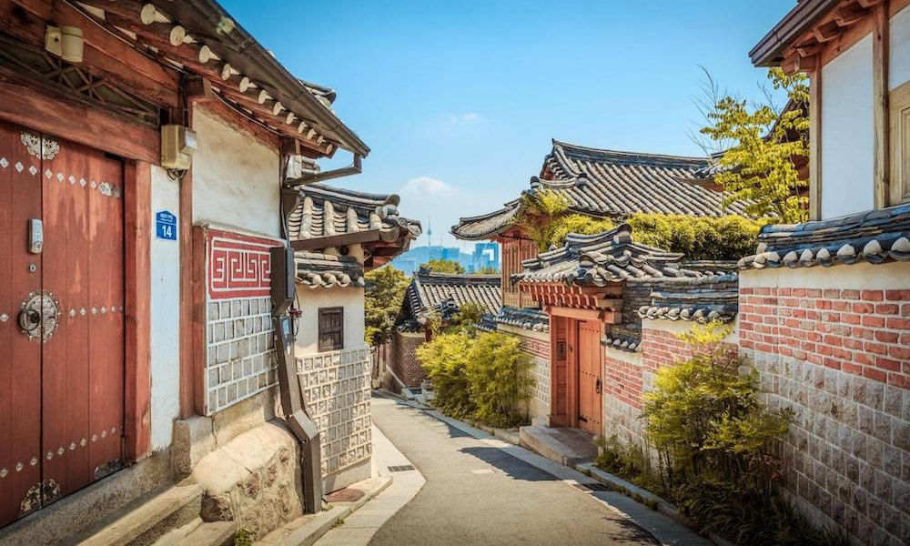 Best Things To Do In Bukchon Hanok Village 1