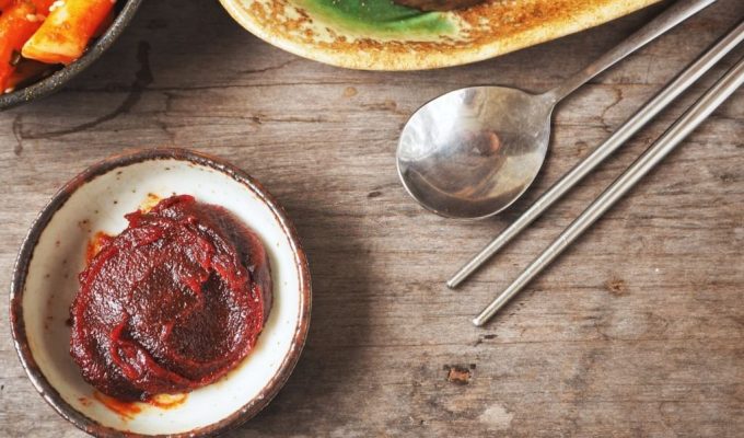 How Does Gochujang taste like paste Korean food